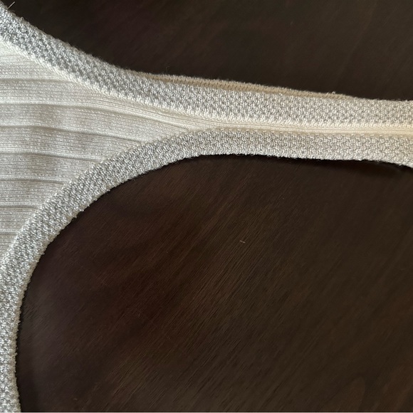 Silk camisoles and a body suit - Picture 8 of 8